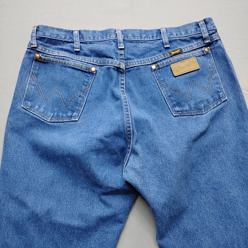 Wrangler Cowboy Cut Regular Fit Jeans Mens 36x34 Medium Wash Denim 1013MWZPW - Picture 4 of 8